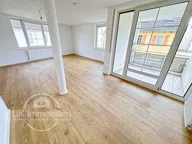 Titelbild für Willkommen in Ihrem neuen Zuhause: Diese weitläufig geschnittene und vollständig
